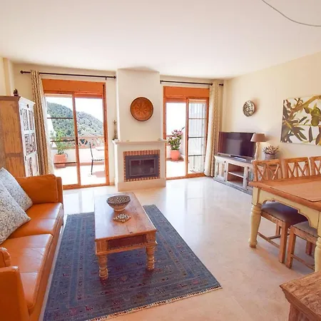 Casa Dorit, Luxury Townhouse With Pool And Parking Hansonholiday 펜션 프리질리아나