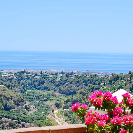 Casa Dorit, Luxury Townhouse With Pool And Parking Hansonholiday *