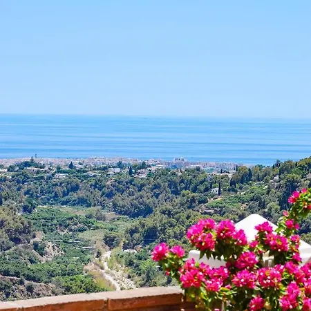 Casa Dorit, Luxury Townhouse With Pool And Parking Hansonholiday 펜션