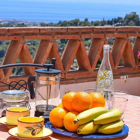 Casa Dorit, Luxury Townhouse With Pool And Parking Hansonholiday 펜션 프리질리아나