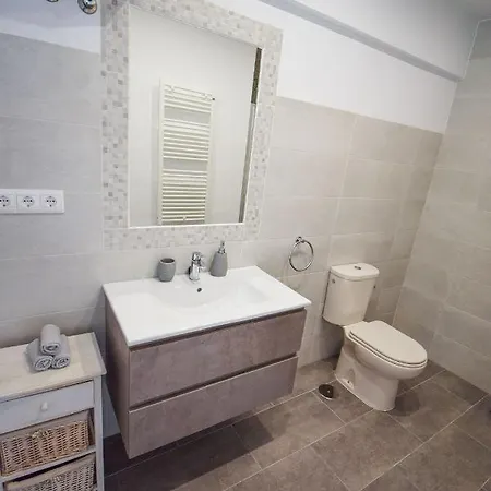 Casa Dorit, Luxury Townhouse With Pool And Parking Hansonholiday * 프리질리아나