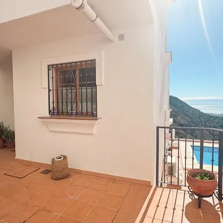 Casa Dorit Holiday home *